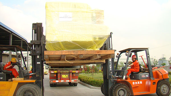 成型機設備搬運 成型機設備搬運