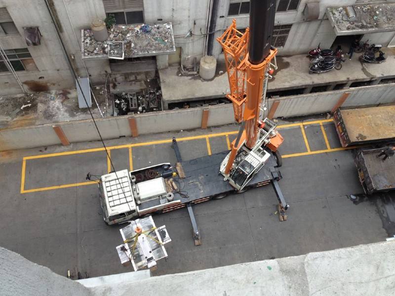 無錫大型設(shè)備起重吊裝中設(shè)備為什么會(huì)擺動(dòng)？擺動(dòng)會(huì)造成哪些危害？